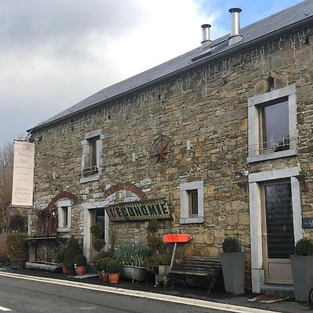 Gite De Corbion Loft1 Ciney Exterior foto